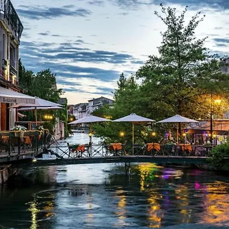En Bord De Sorgue
